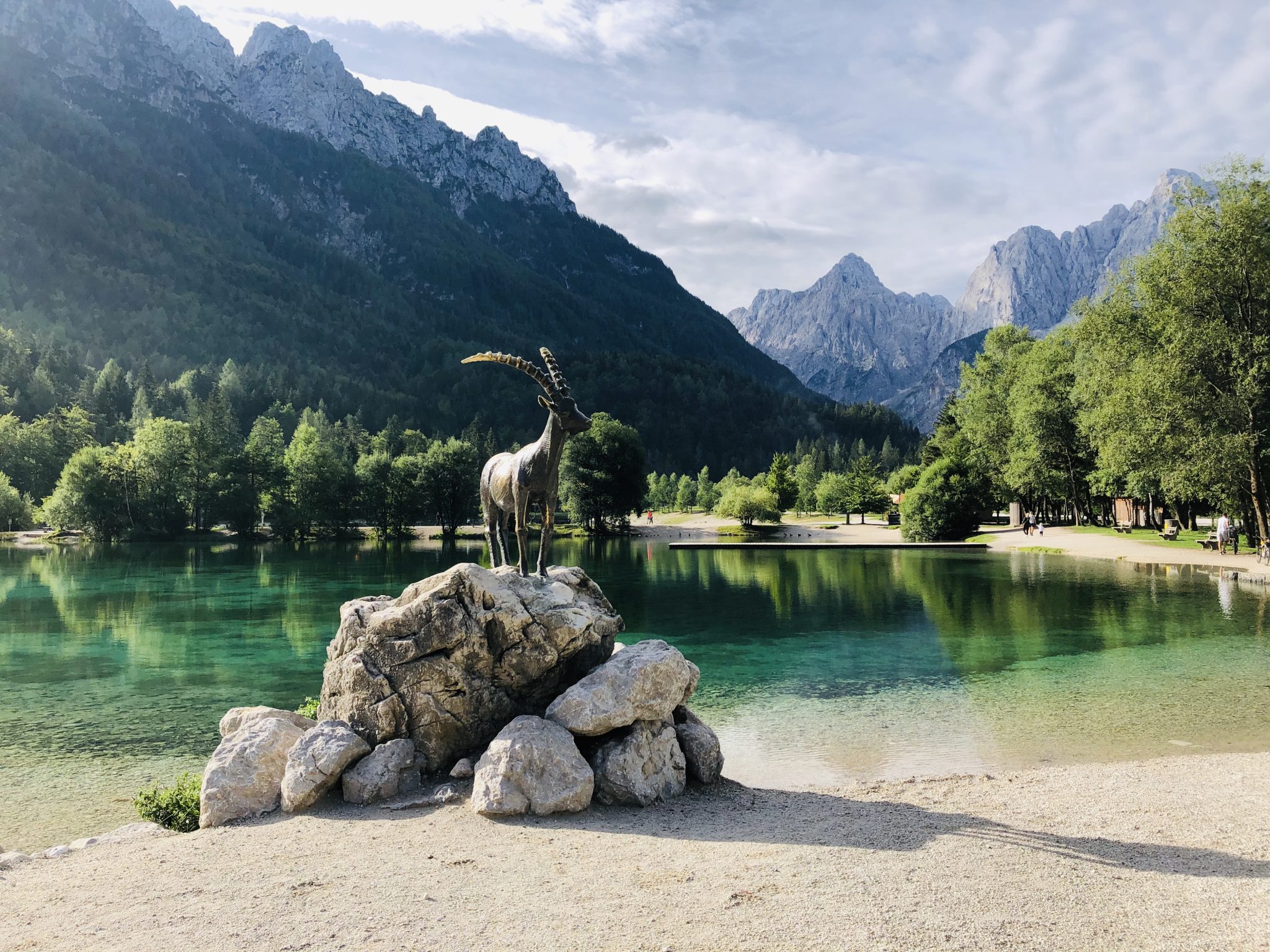 🥾  09.05.2026.  Izlet: Dolina Krnica (Koča v Krnici &amp; jezero Jasna)